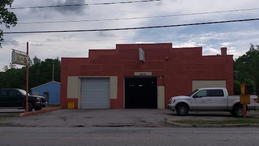 J & L Auto Center photo 2