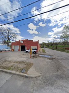 J & L Auto Center photo 4