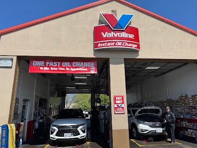 Valvoline Instant Oil Change photo 3